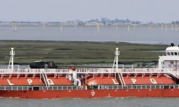 JIU LONG 8 – 2009 BLT / 2877 DWT / 3700 CBM / MARINELINE / LPG PRESS TANKER - ECHINA