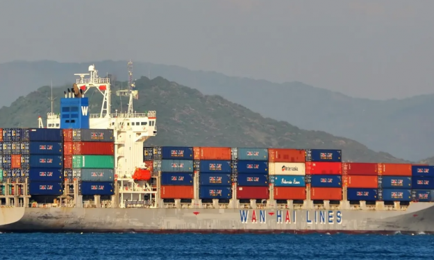 NZ SHANGHAI – 23629 DWT / 2002 BLT JPN / 1662 TEU / GLSS