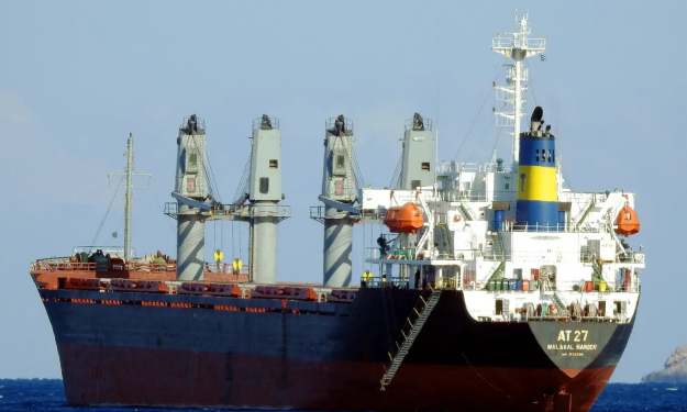 AT 27 – 26551 DWT / 1997 BLT JPN / GRD