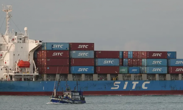 HE SHUN – 18078 DWT/ 2000BLT JPN/ 1032TEU / GLSS